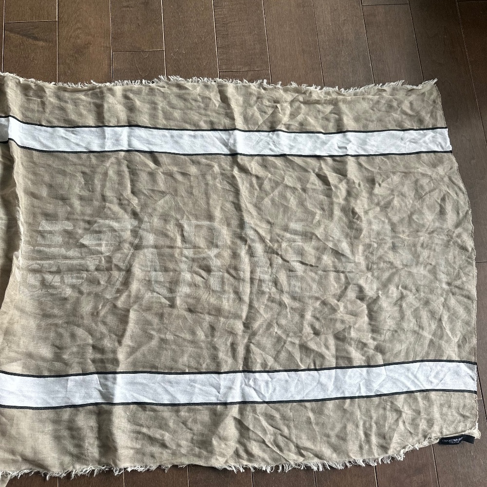 Emporio Armani classic beige scarf